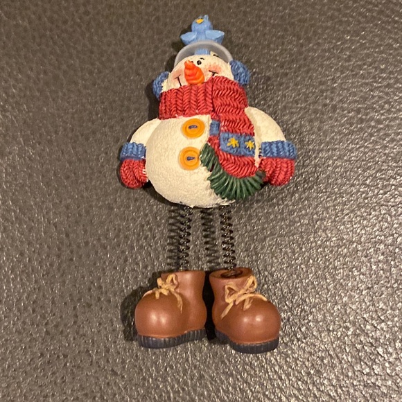 Christmas Snowman Holiday Brooch Pin - Picture 4 of 8